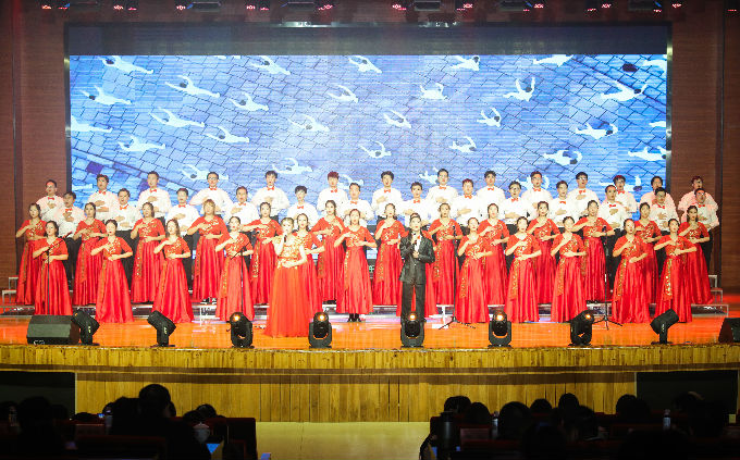 2、大合唱《国家》 拷贝.jpg